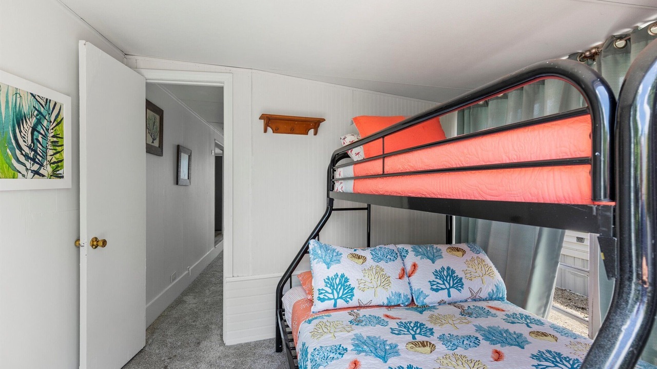 Photo of Bedroom in Cudjoe Key