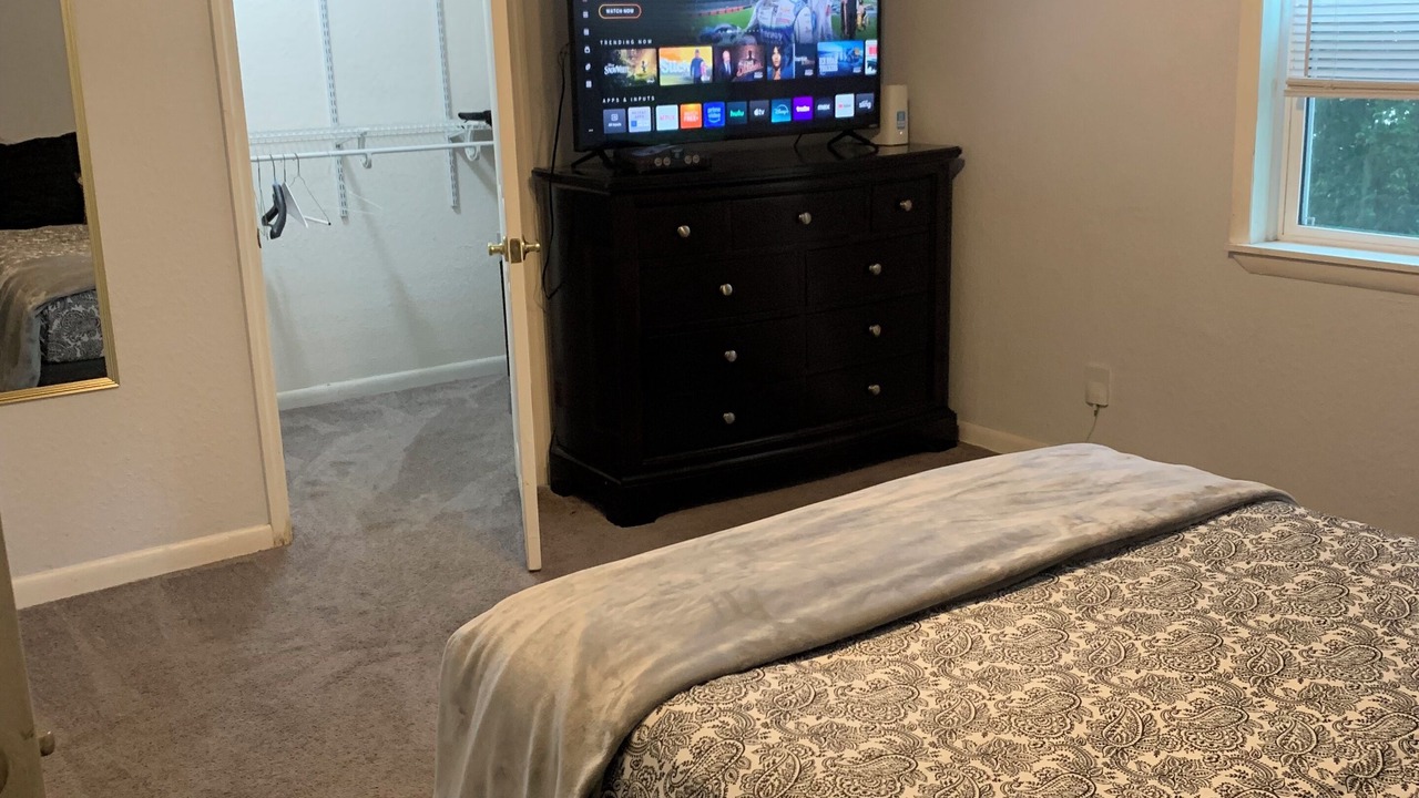 Photo of Bedroom in Northside