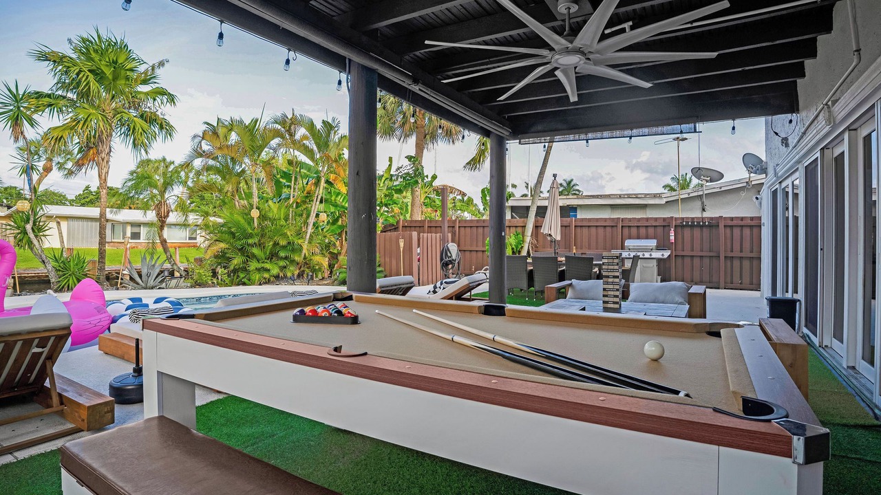 Photo of Patio Balcony in Lauderdale Isles