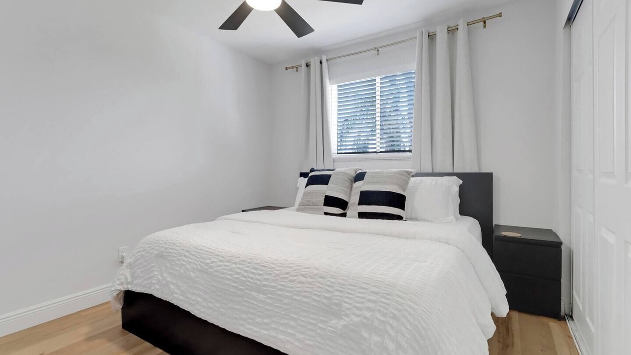 Photo of Bedroom in San Carlos Park