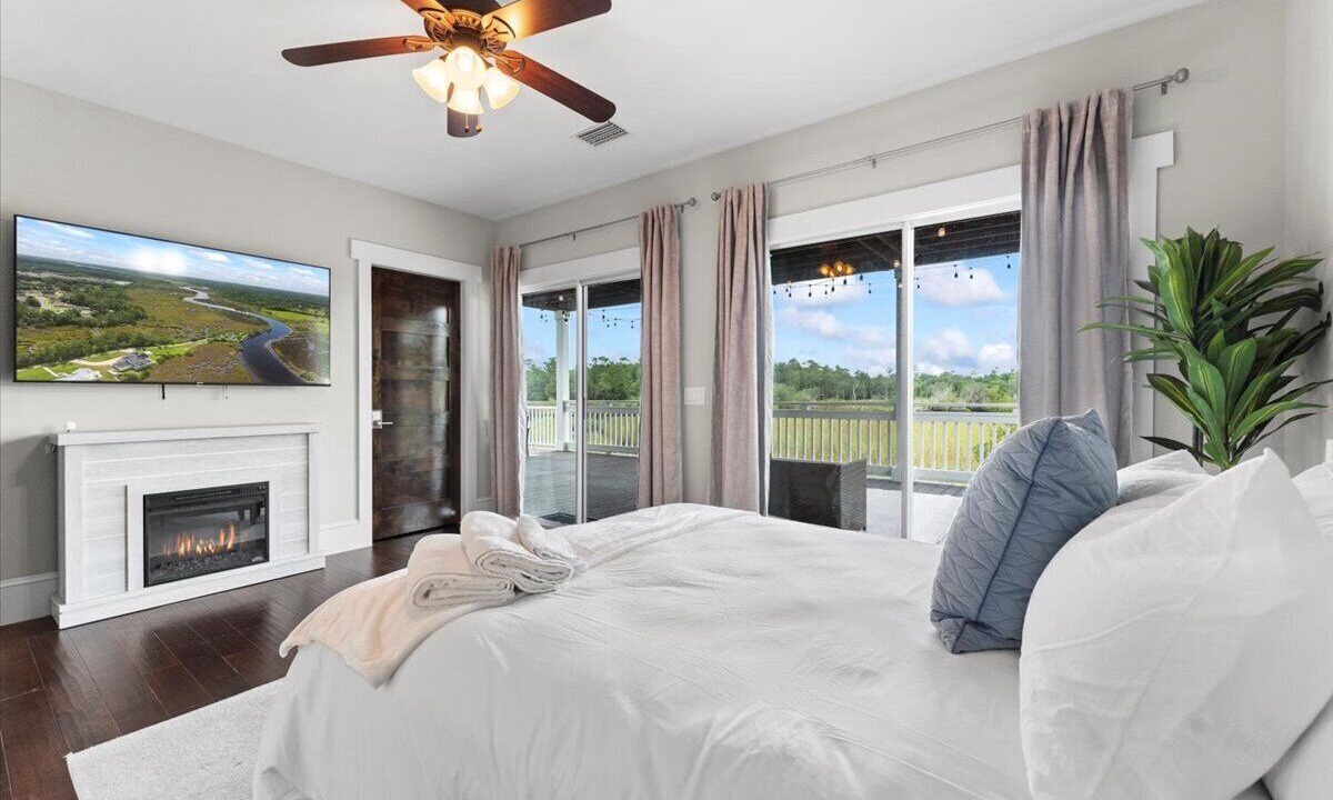Photo of Livingroom in Northside