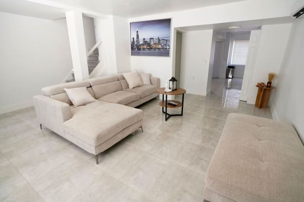 Photo of Livingroom in Edgewood