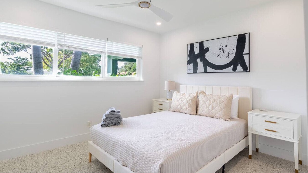 Photo of Bedroom in Garden Isles