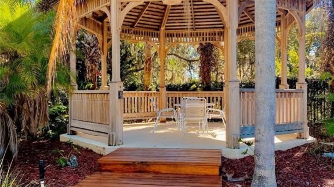 Photo of Patio Balcony in Lindfields