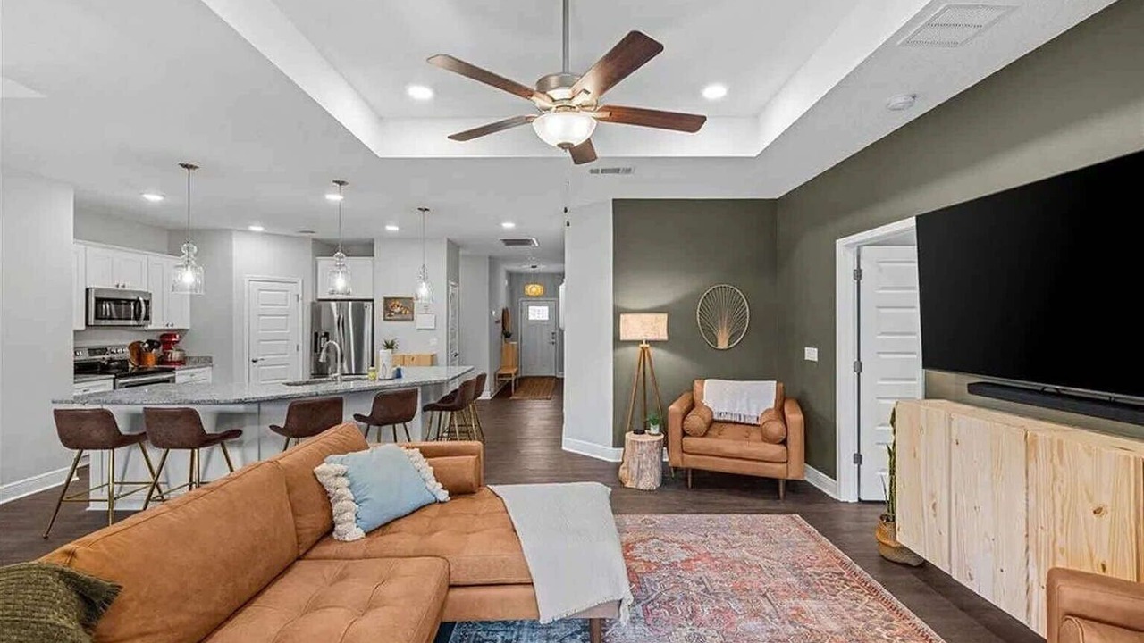 Photo of Livingroom in Gulf Breeze