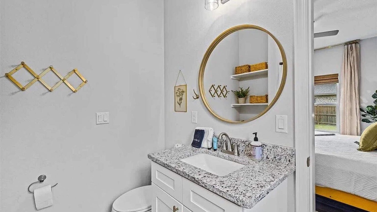 Photo of Bathroom in Gulf Breeze
