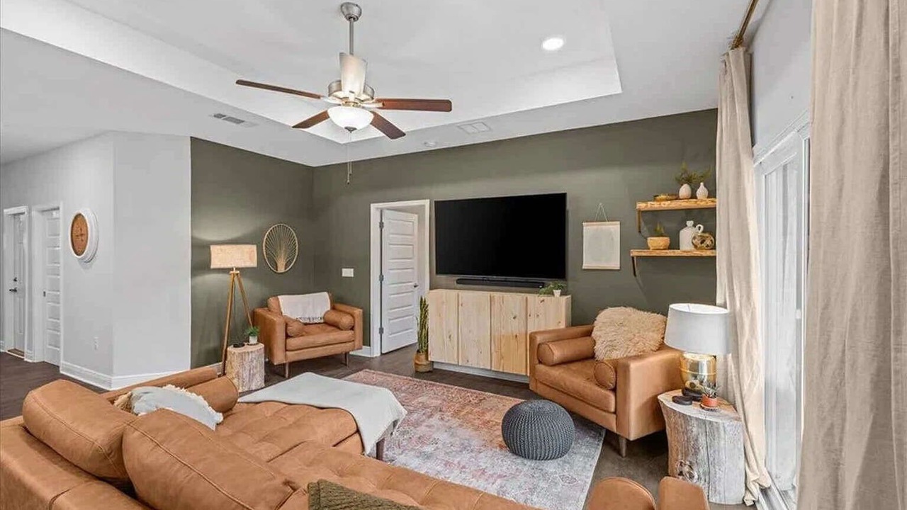 Photo of Livingroom in Gulf Breeze