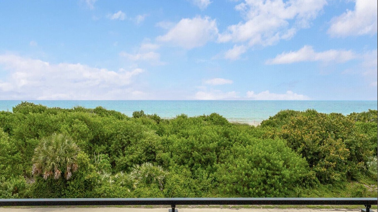 Photo of Patio Balcony in Cocoa Beach