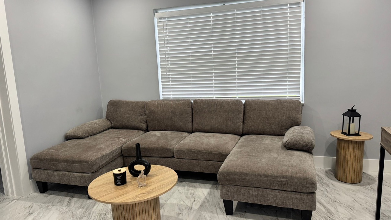 Photo of Livingroom in Edgewood