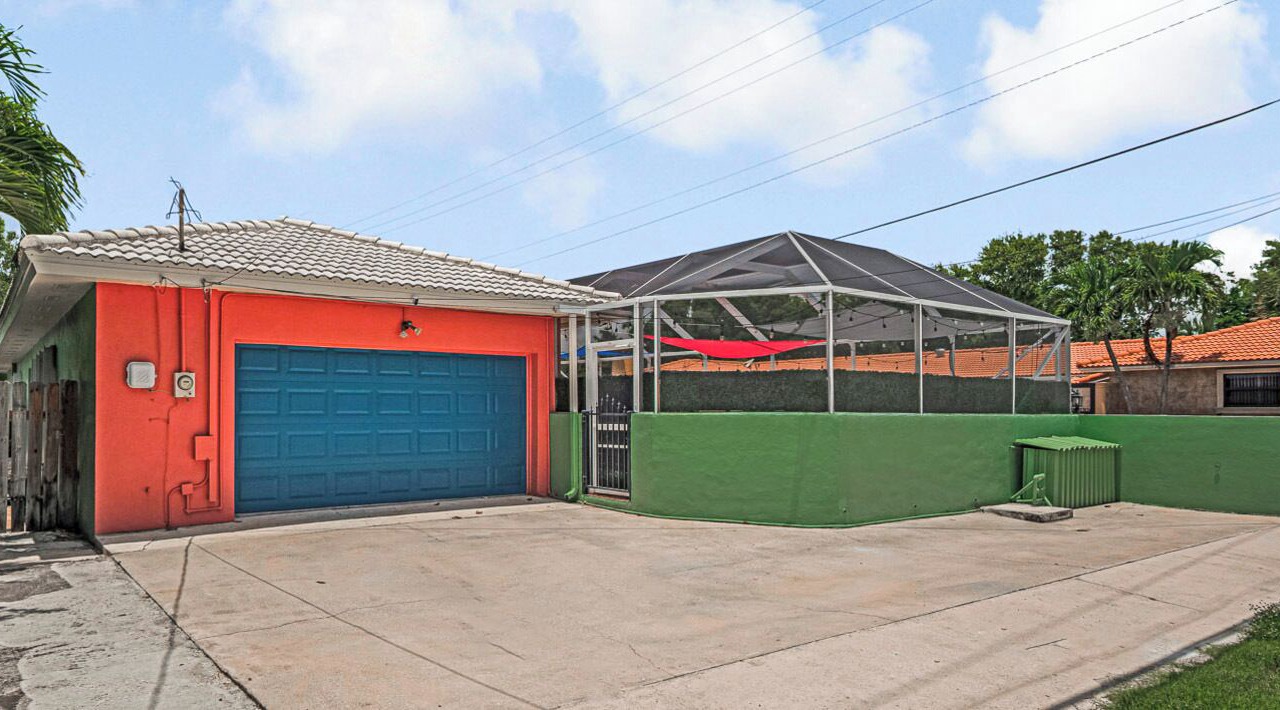 Photo of Outdoor in Parrot Cove