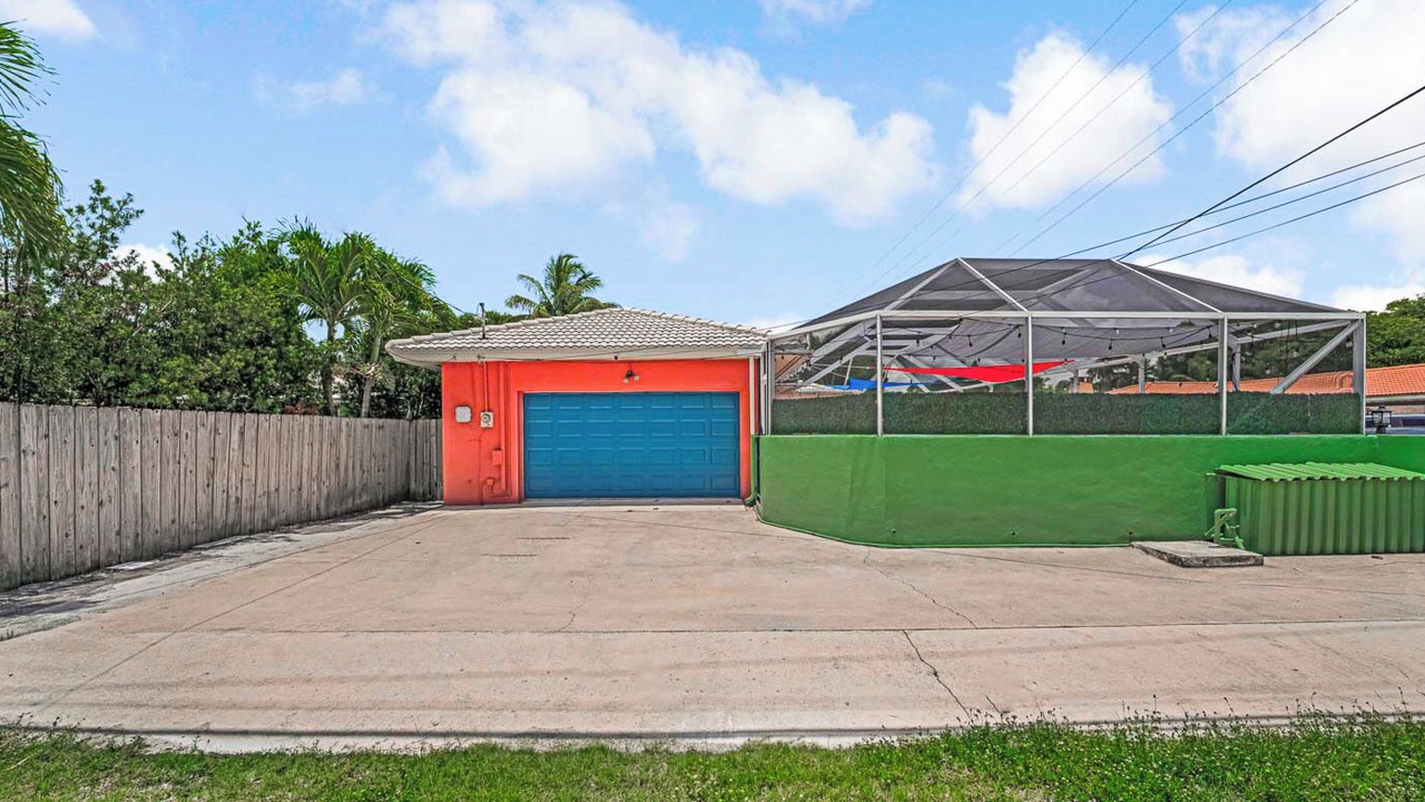 Photo of Outdoor in Parrot Cove