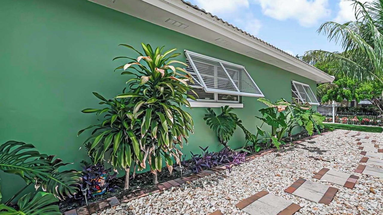Photo of Outdoor in Parrot Cove
