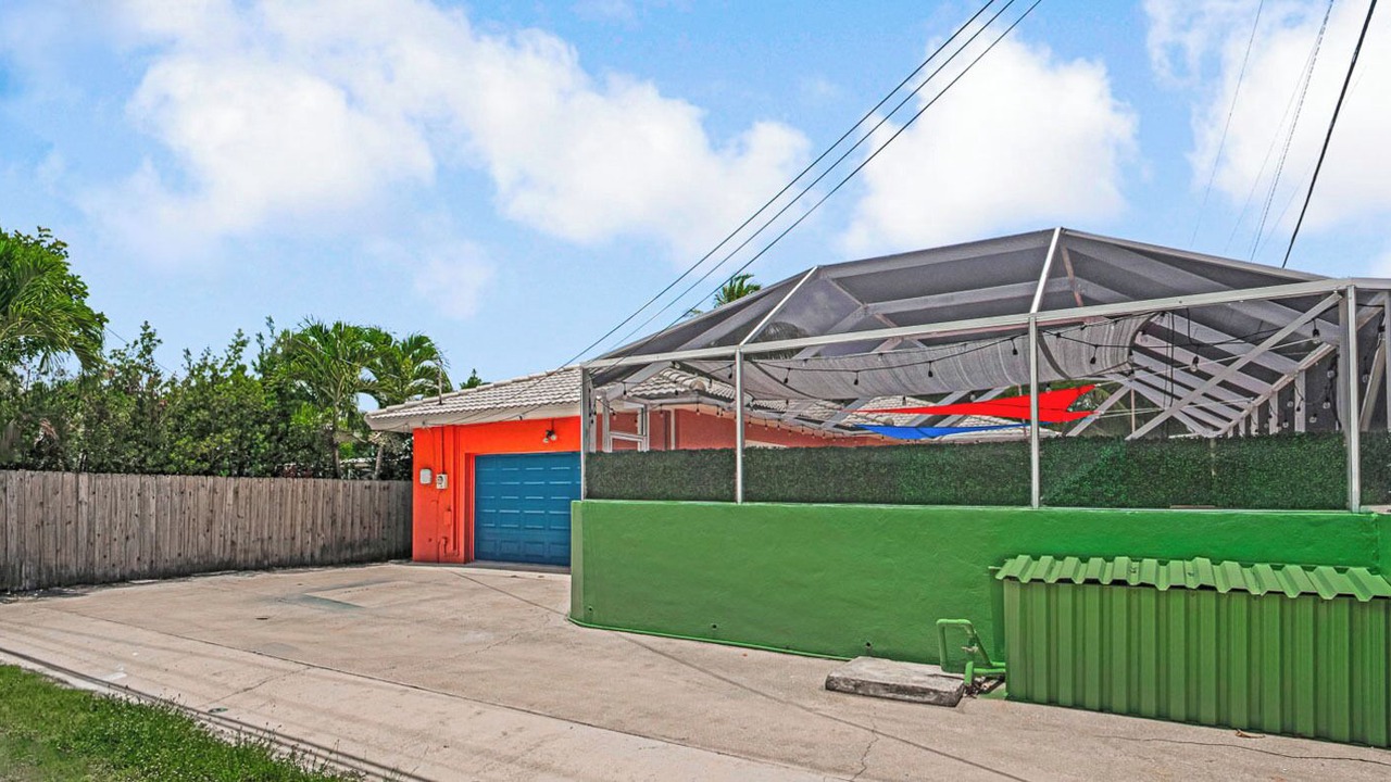 Photo of Outdoor in Parrot Cove