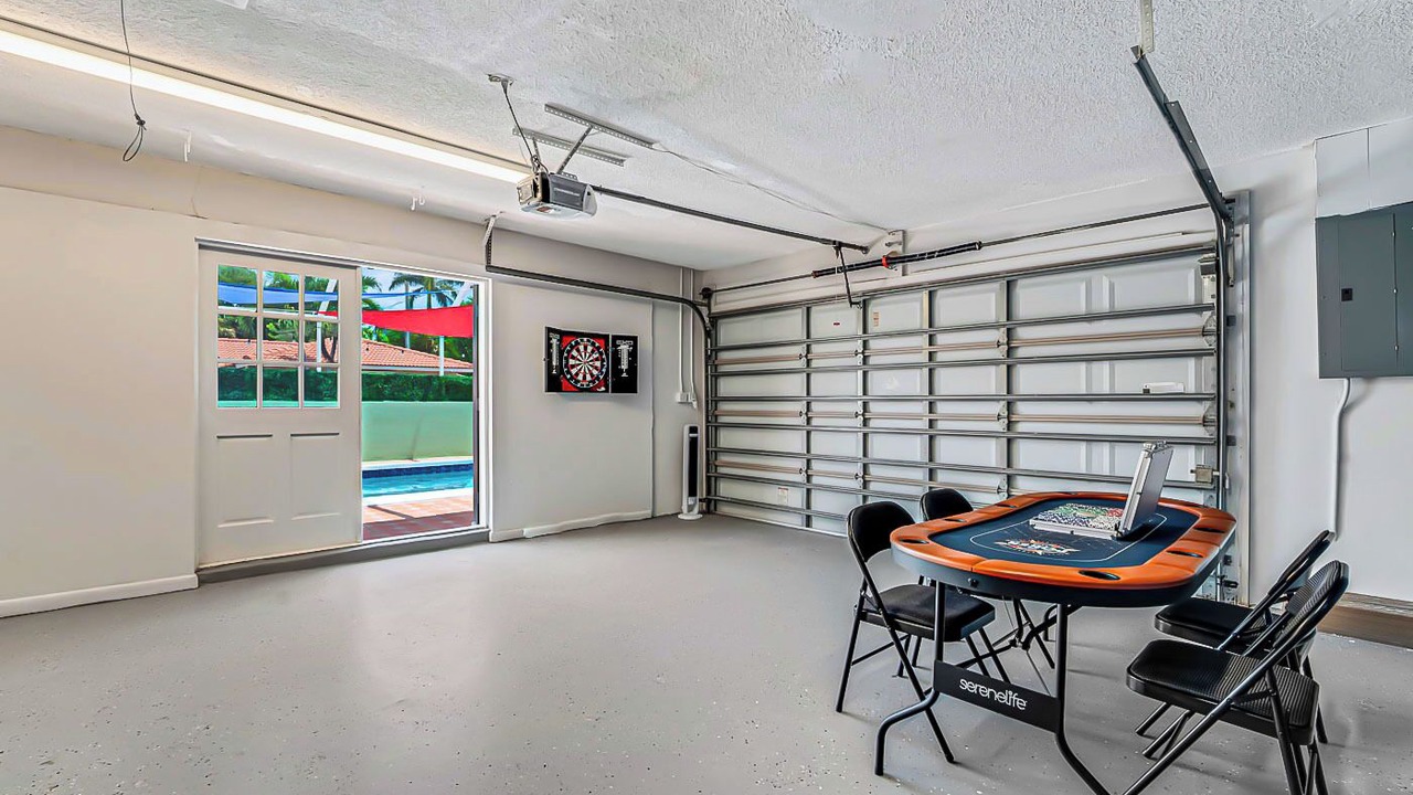 Photo of Bedroom in Parrot Cove