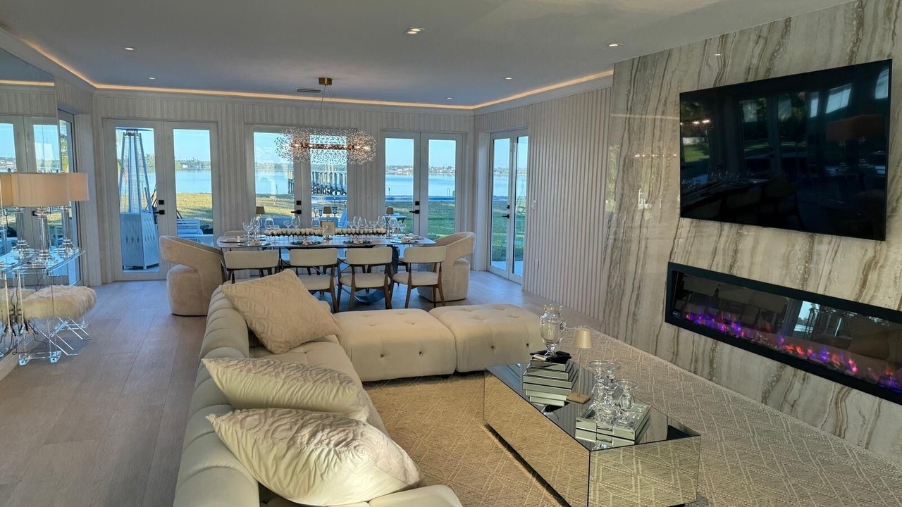 Photo of Livingroom in Fort Myers