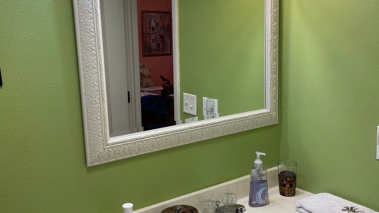 Photo of Bathroom in Pelican