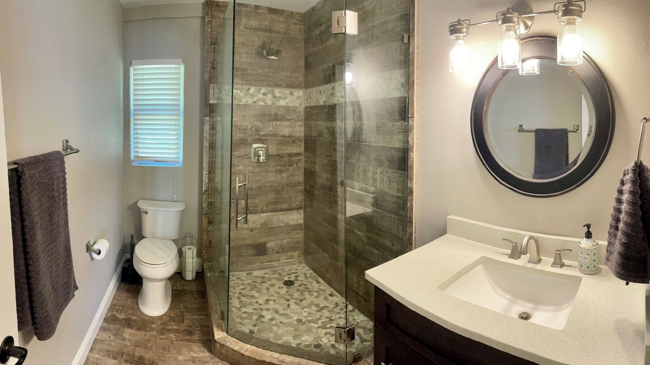 Photo of Bathroom in Palatka