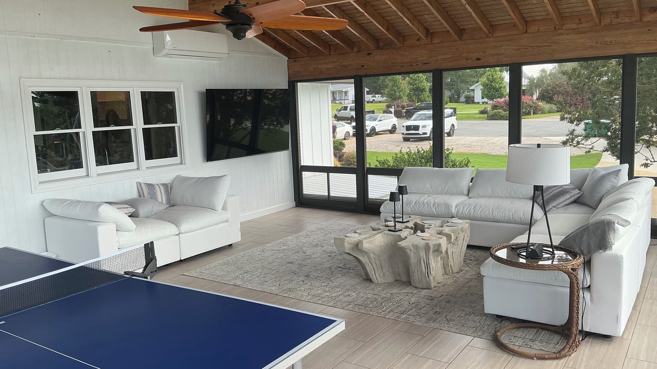 Photo of Livingroom in Eatonton
