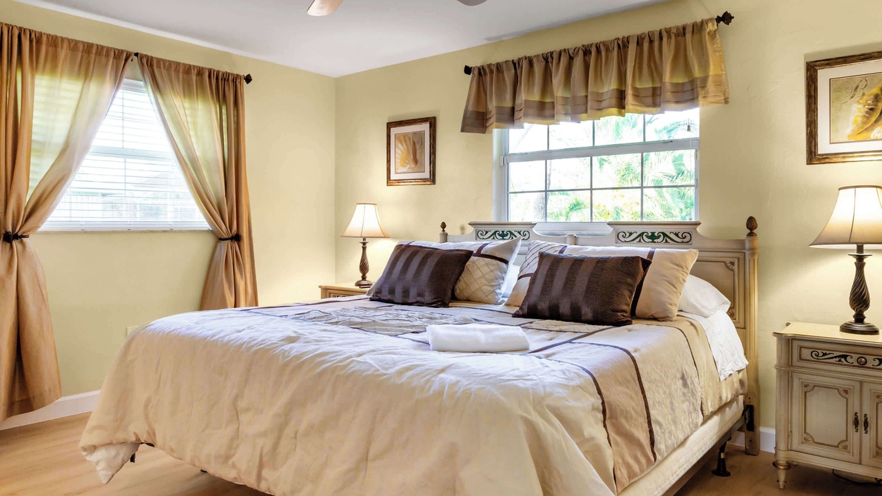 Photo of Bedroom in Lochmoor Waterway Estates