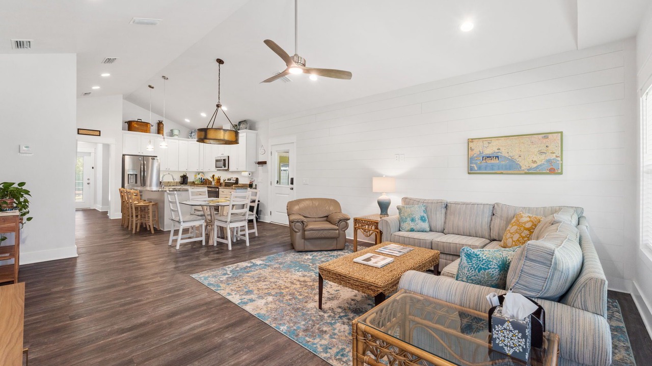 Photo of Livingroom in Magnolia Bluffs