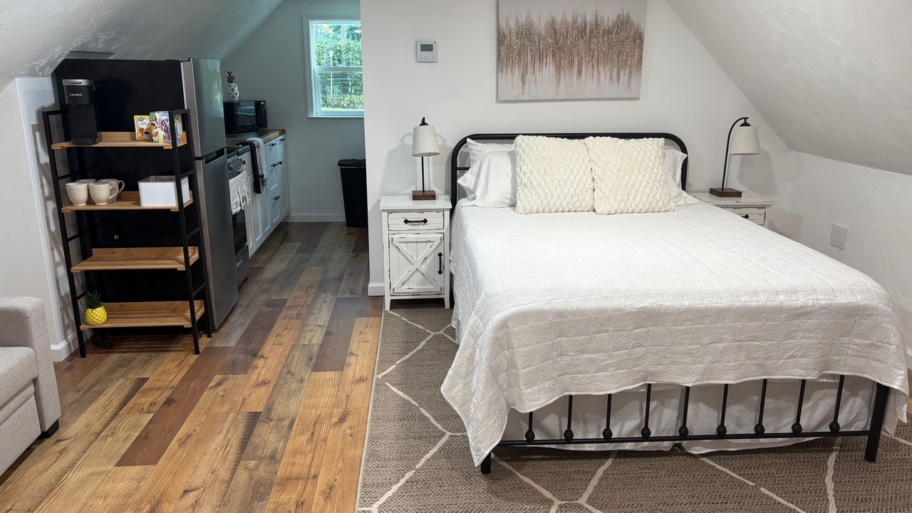 Photo of Bedroom in Tallahassee