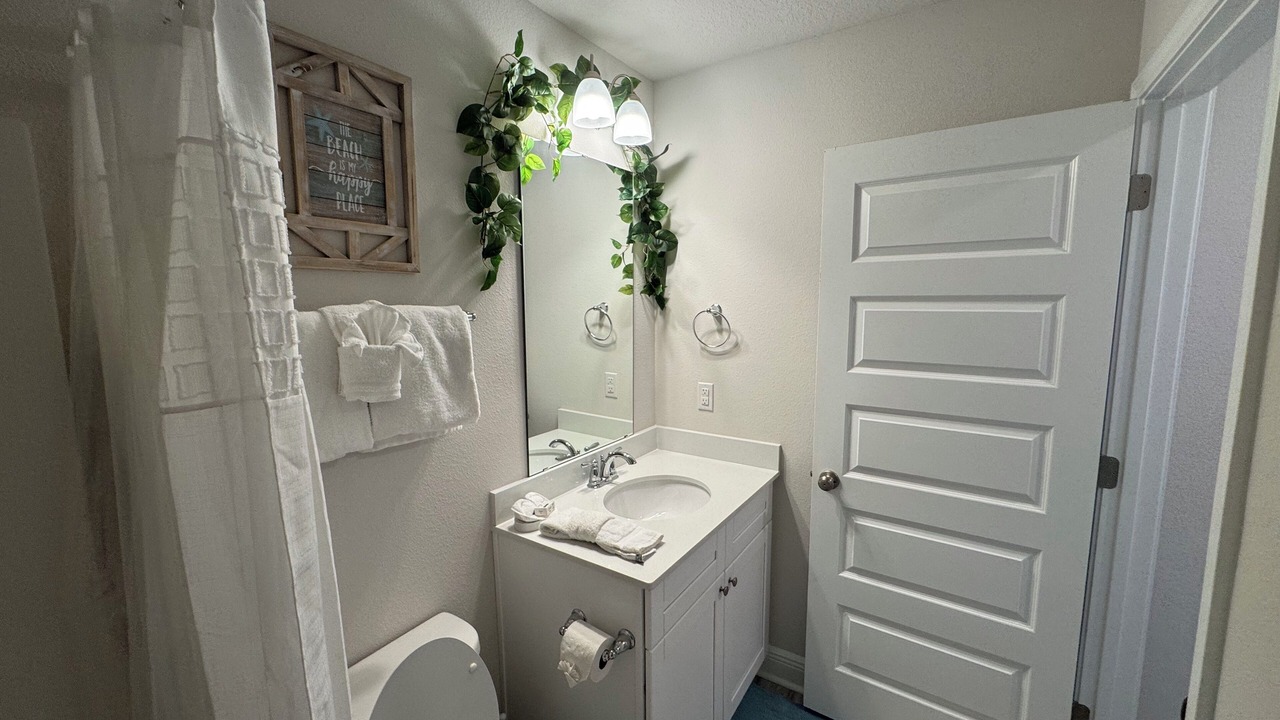 Photo of Bathroom in Gulf Breeze