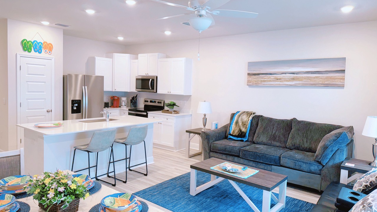 Photo of Livingroom in Gulf Breeze