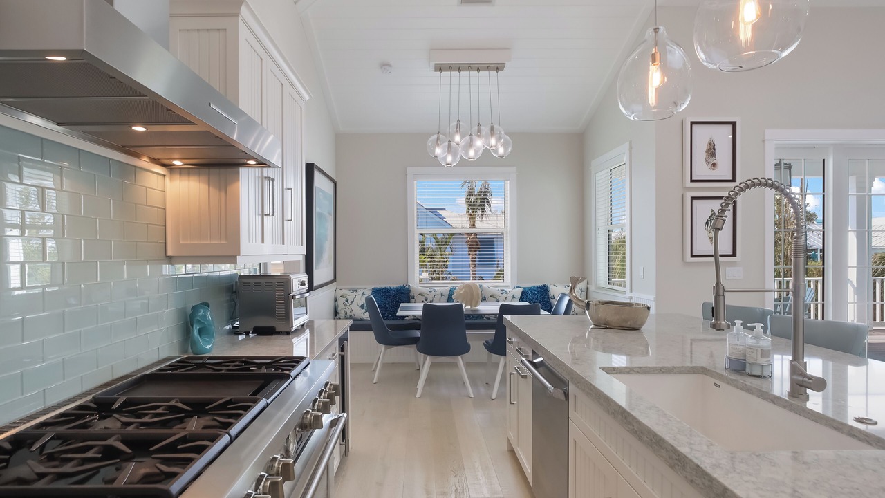 Photo of Kitchen in Golden Beach