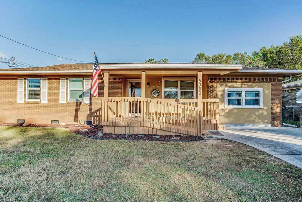 Photo of Outdoor in Pensacola Heights