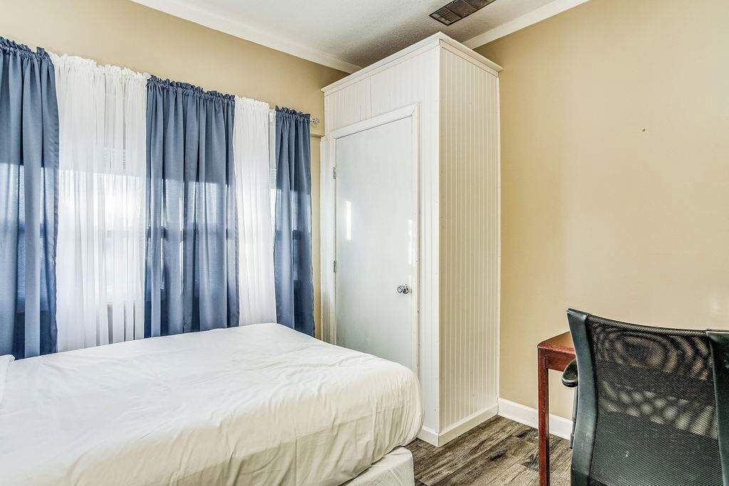 Photo of Bedroom in Pensacola Heights