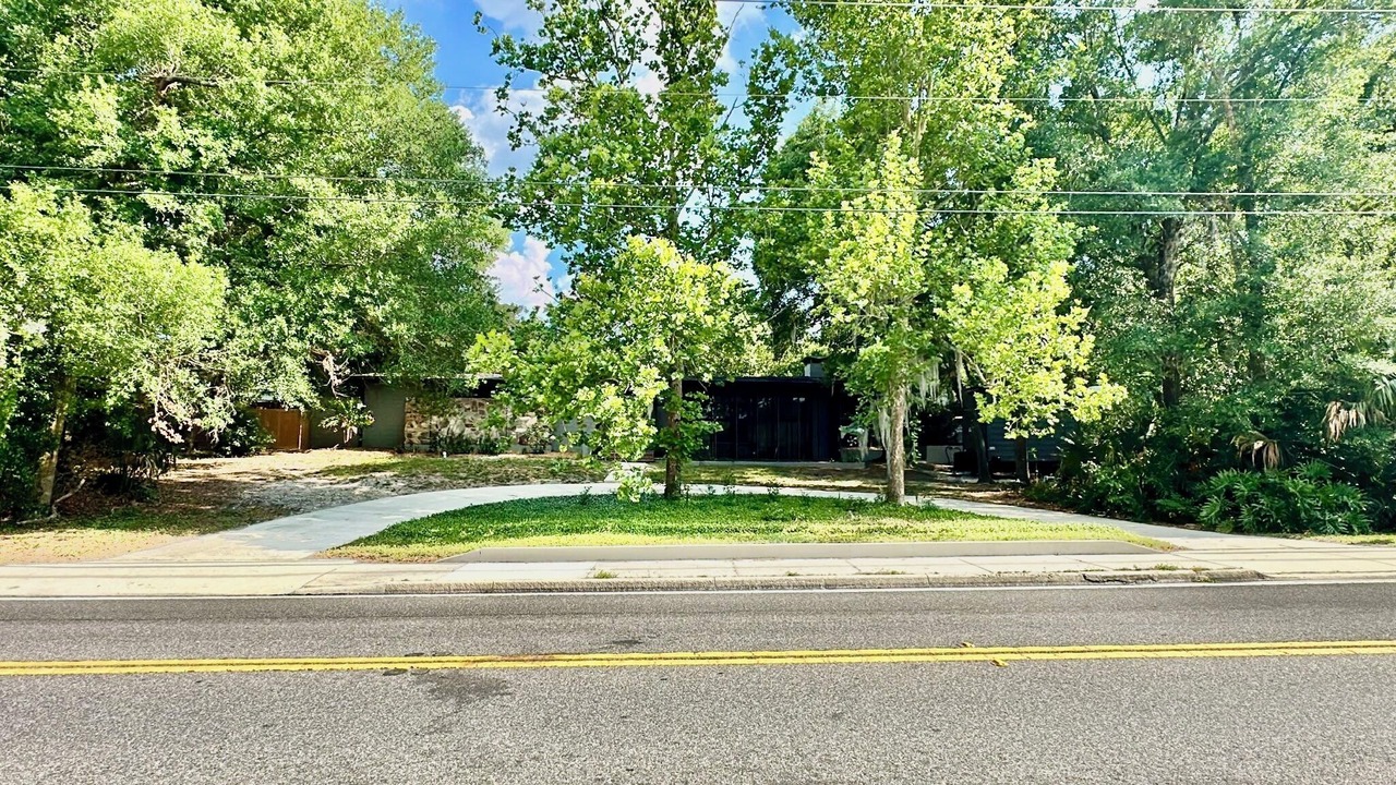 Photo of Outdoor in Longwood