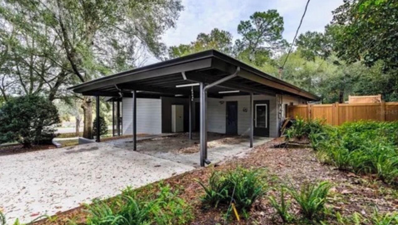 Photo of Outdoor in Longwood