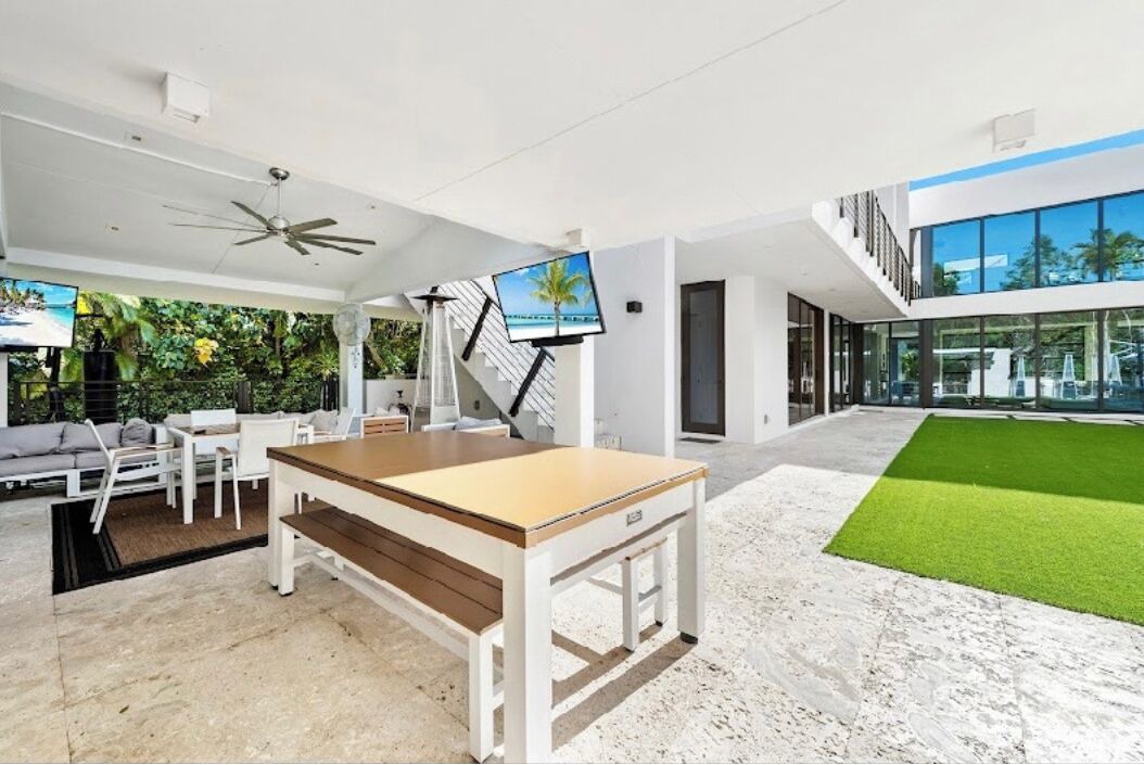 Photo of Outdoor in Country Club Section