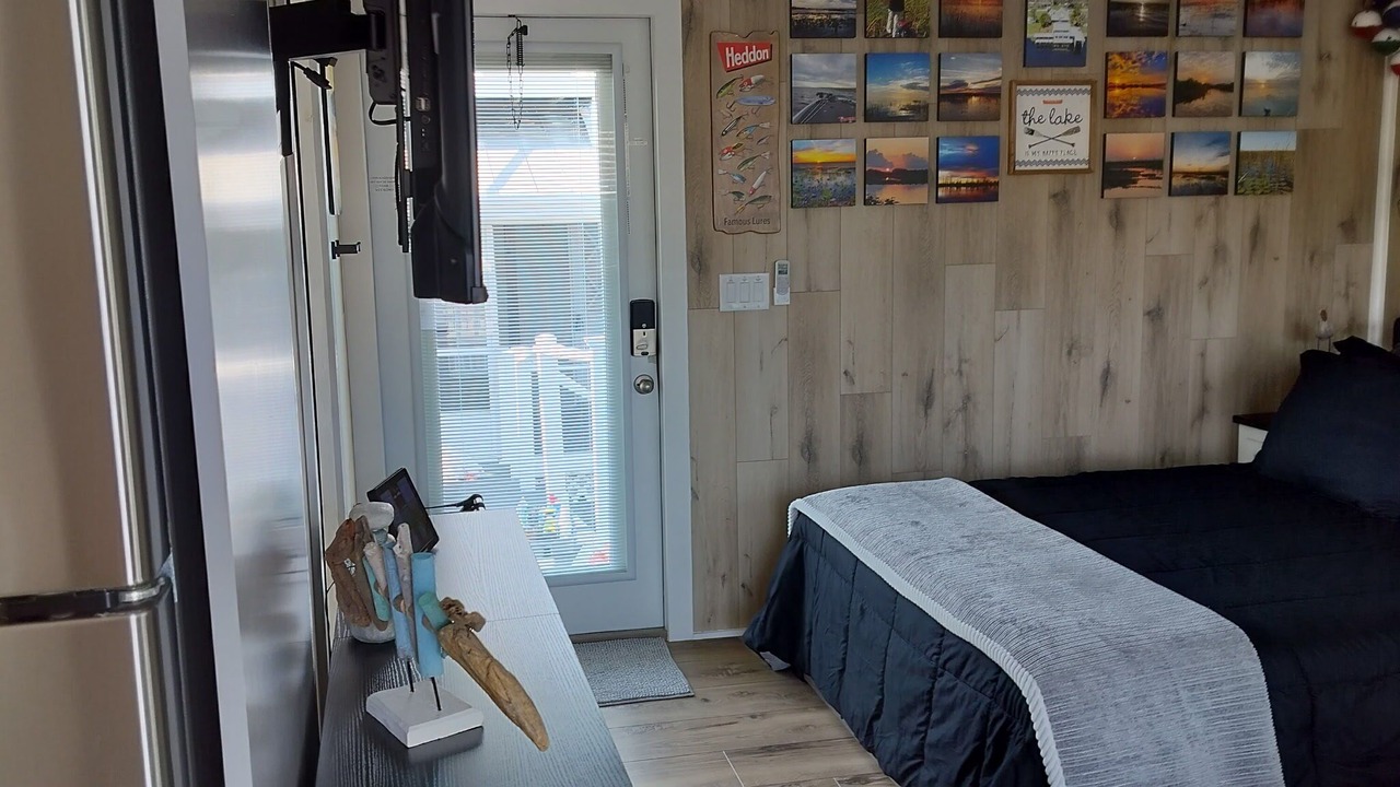 Photo of Bedroom in Taylor Creek