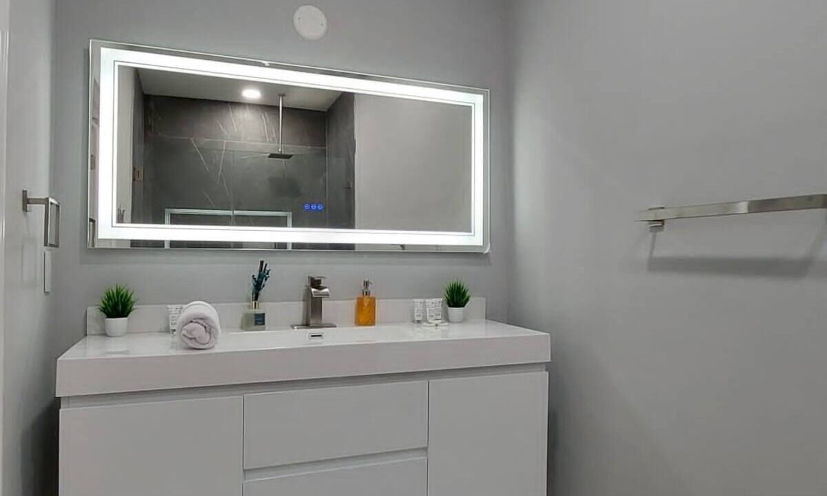 Photo of Bathroom in Coconut Creek