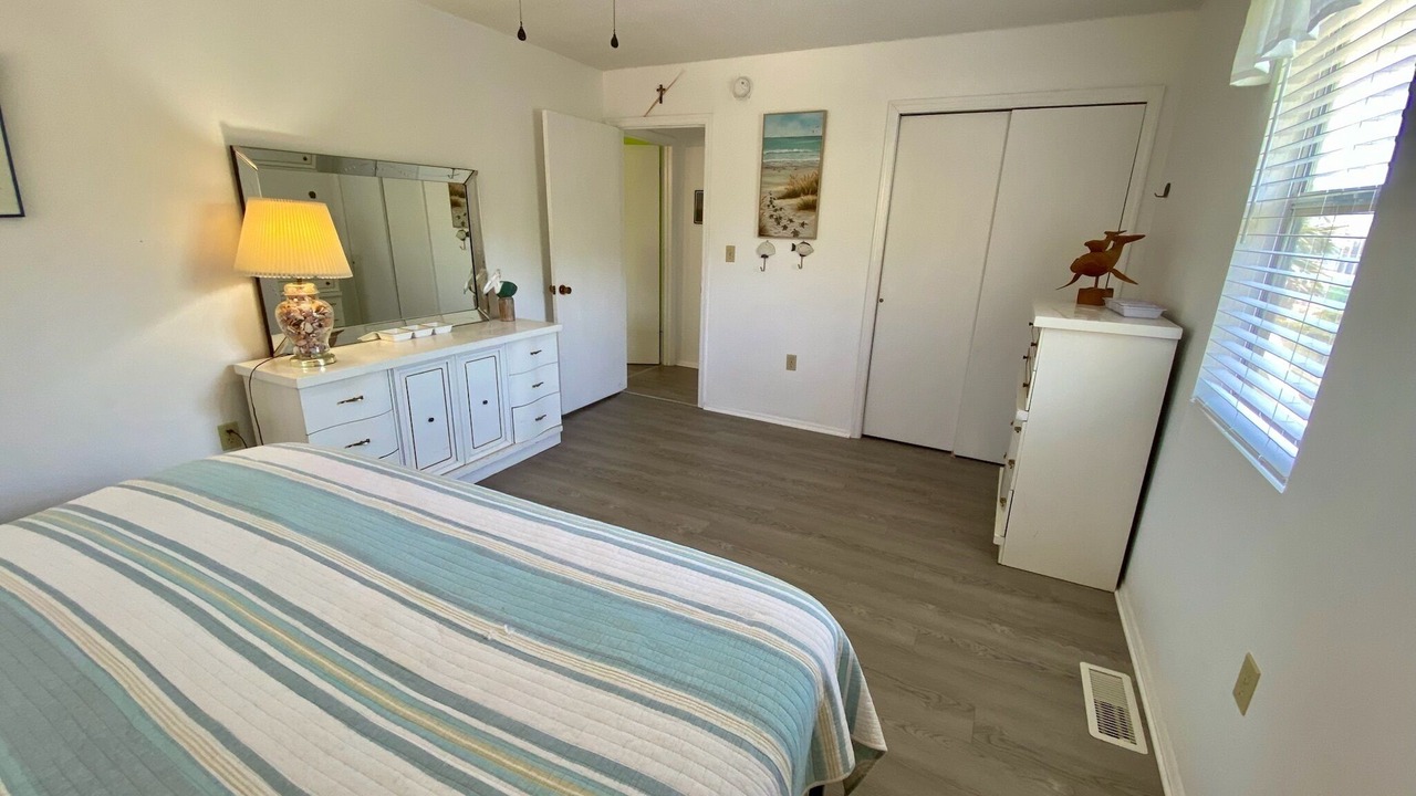 Photo of Bedroom in Alligator Point