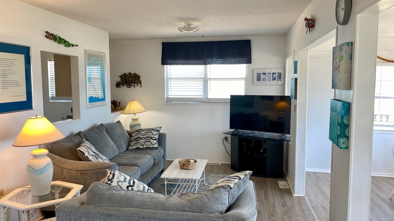 Photo of Livingroom in Alligator Point