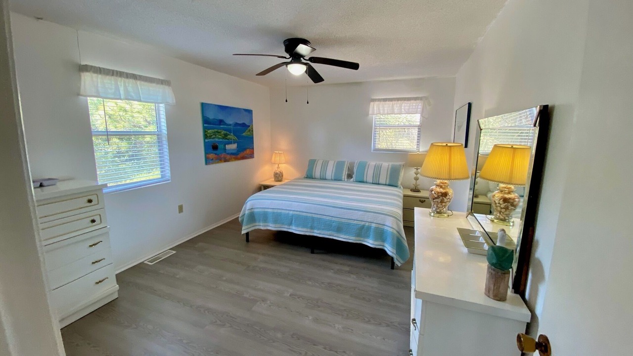 Photo of Bedroom in Alligator Point