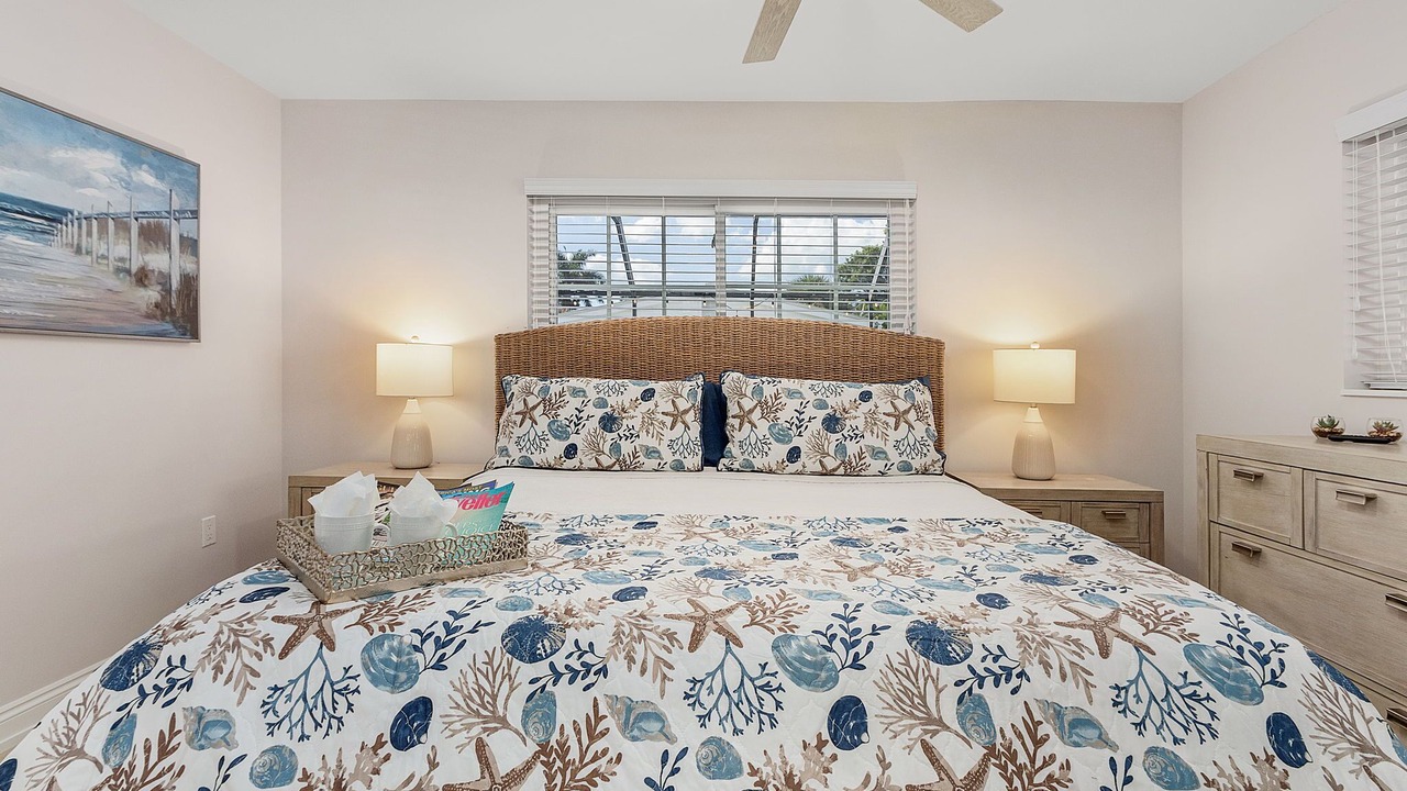 Photo of Bedroom in Lake Park