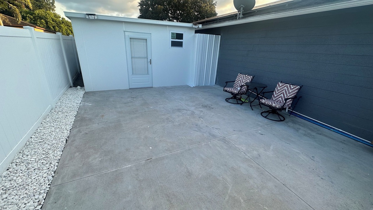 Photo of Patio Balcony in Seffner Community Alliance
