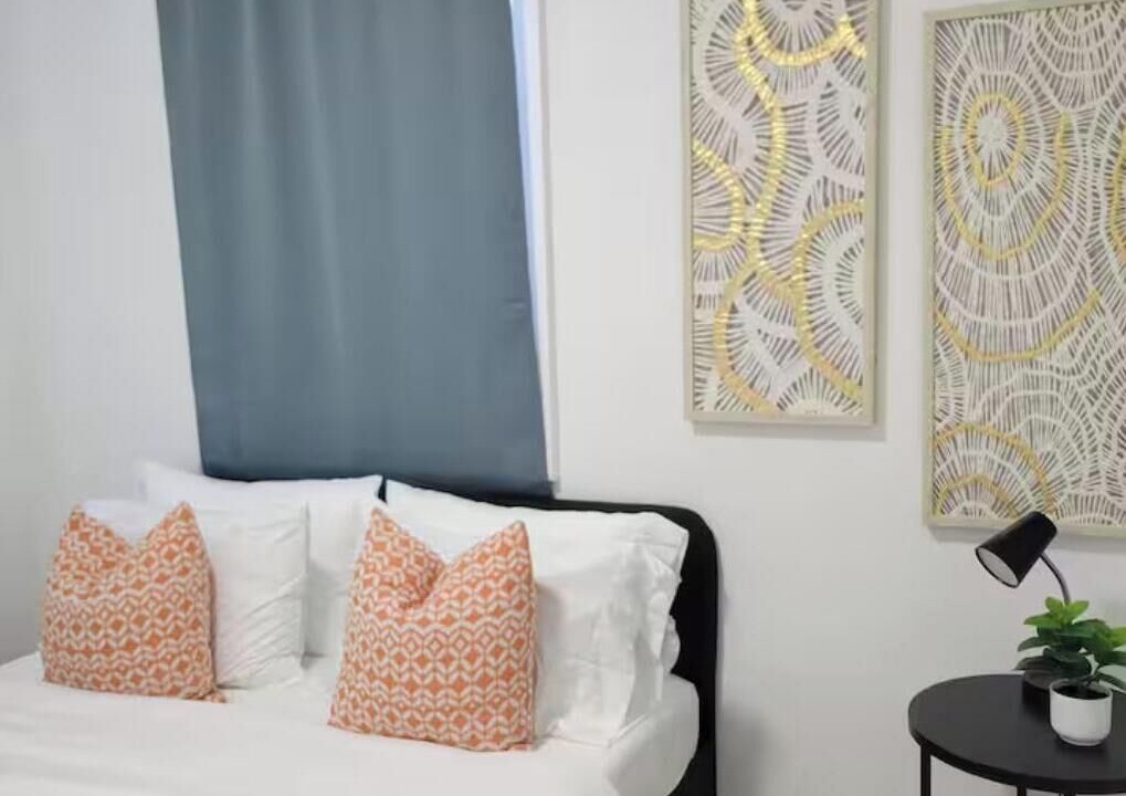 Photo of Bedroom in Overtown