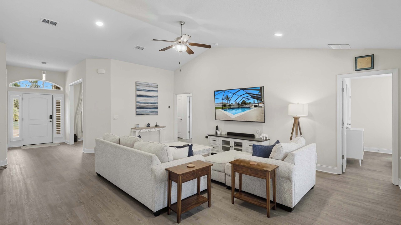Photo of Livingroom in Palm Harbor