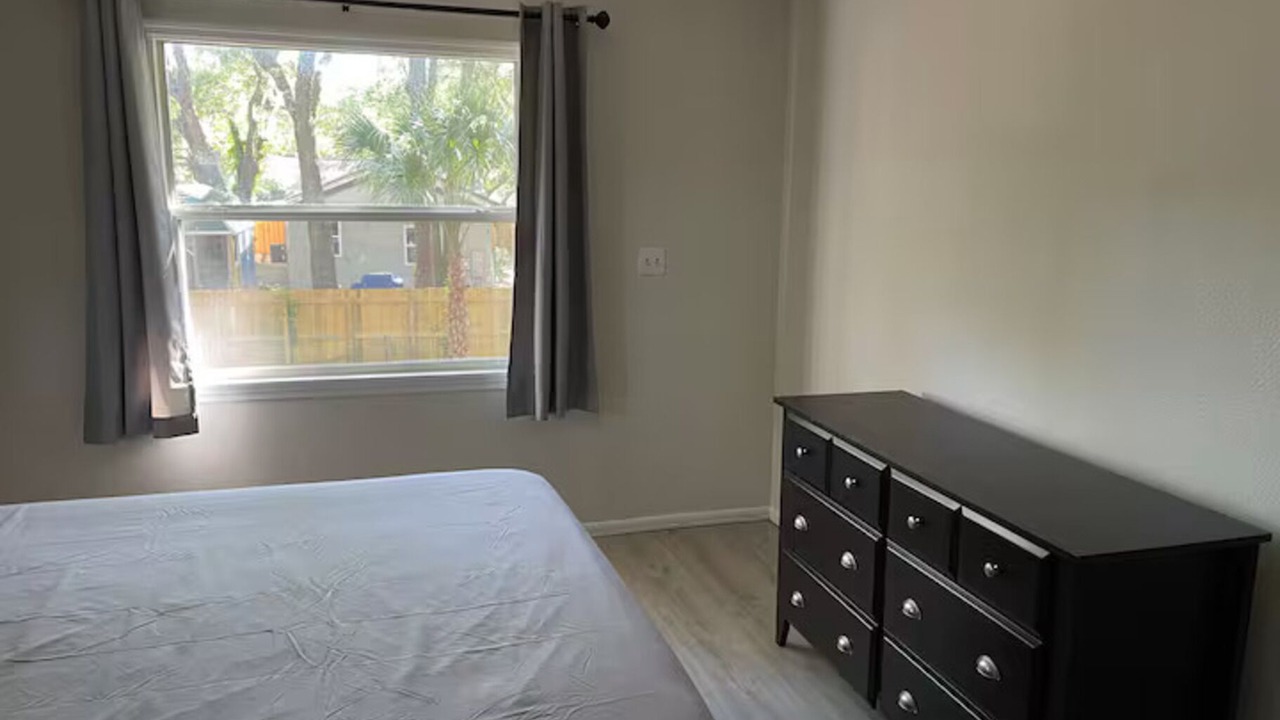 Photo of Bedroom in Oldsmar