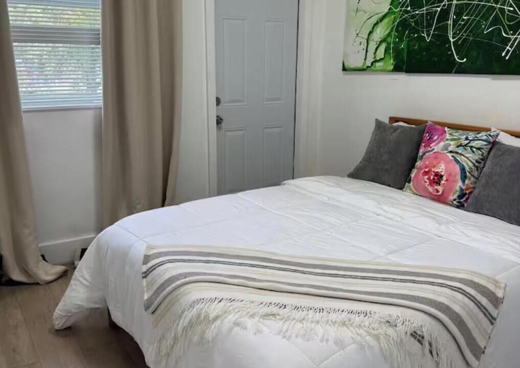 Photo of Bedroom in Overtown
