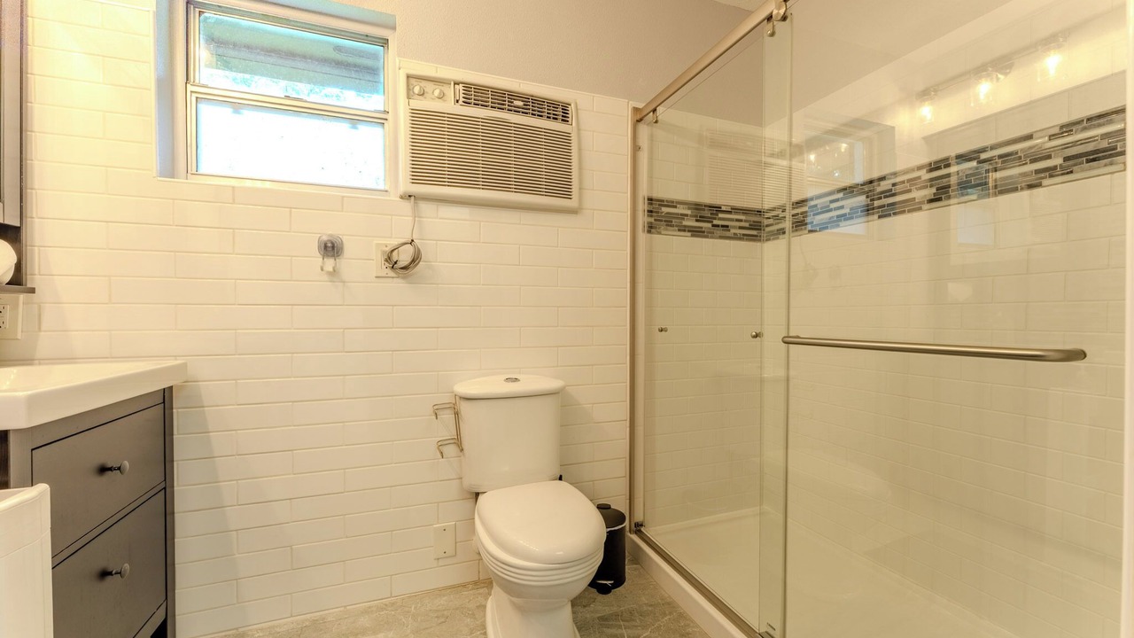 Photo of Bathroom in Edgewood
