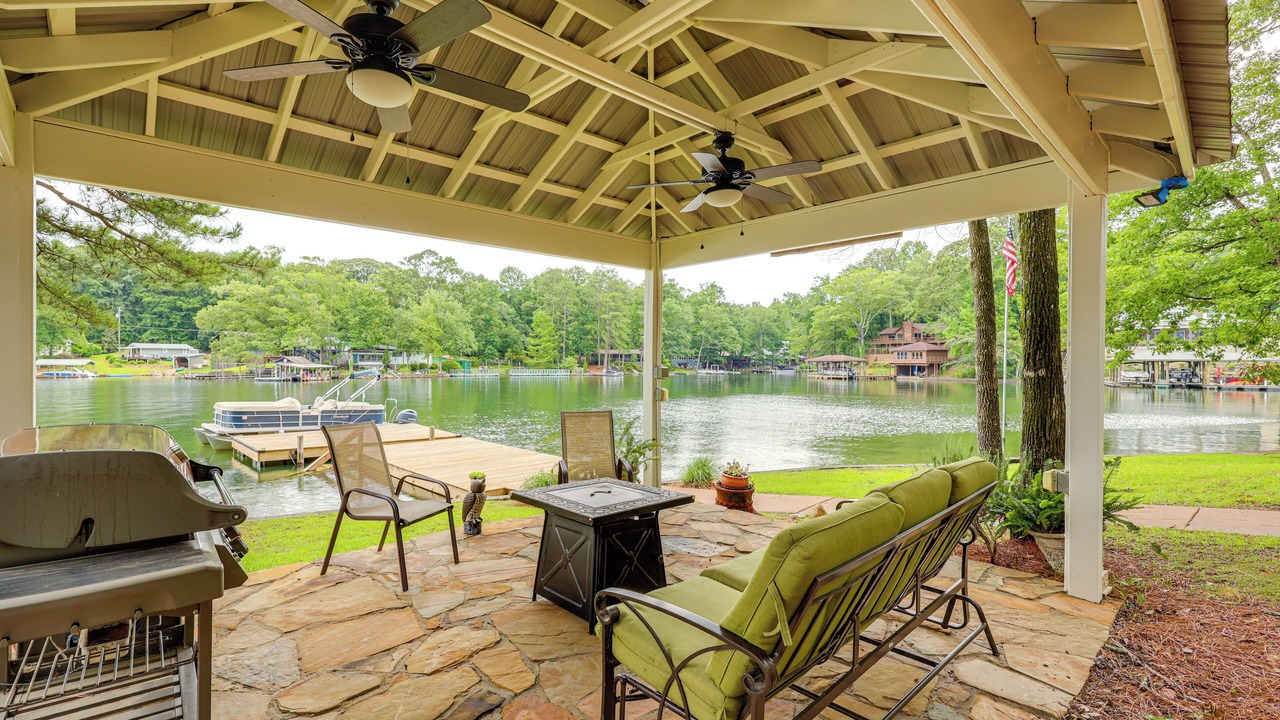 Photo of Outdoor in Eclectic