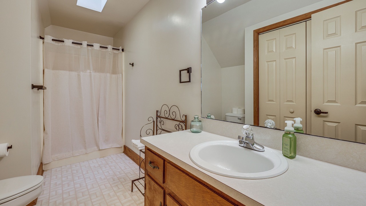 Photo of Bathroom in Eclectic