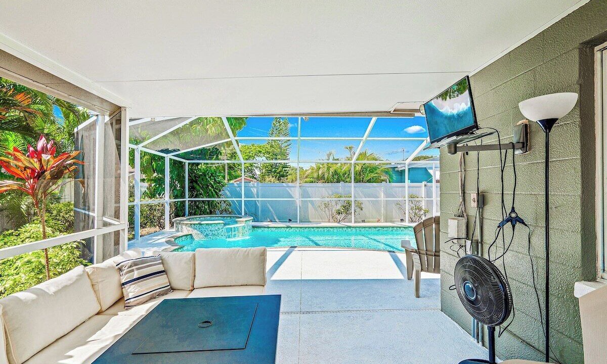 Photo of Livingroom in Disston Heights
