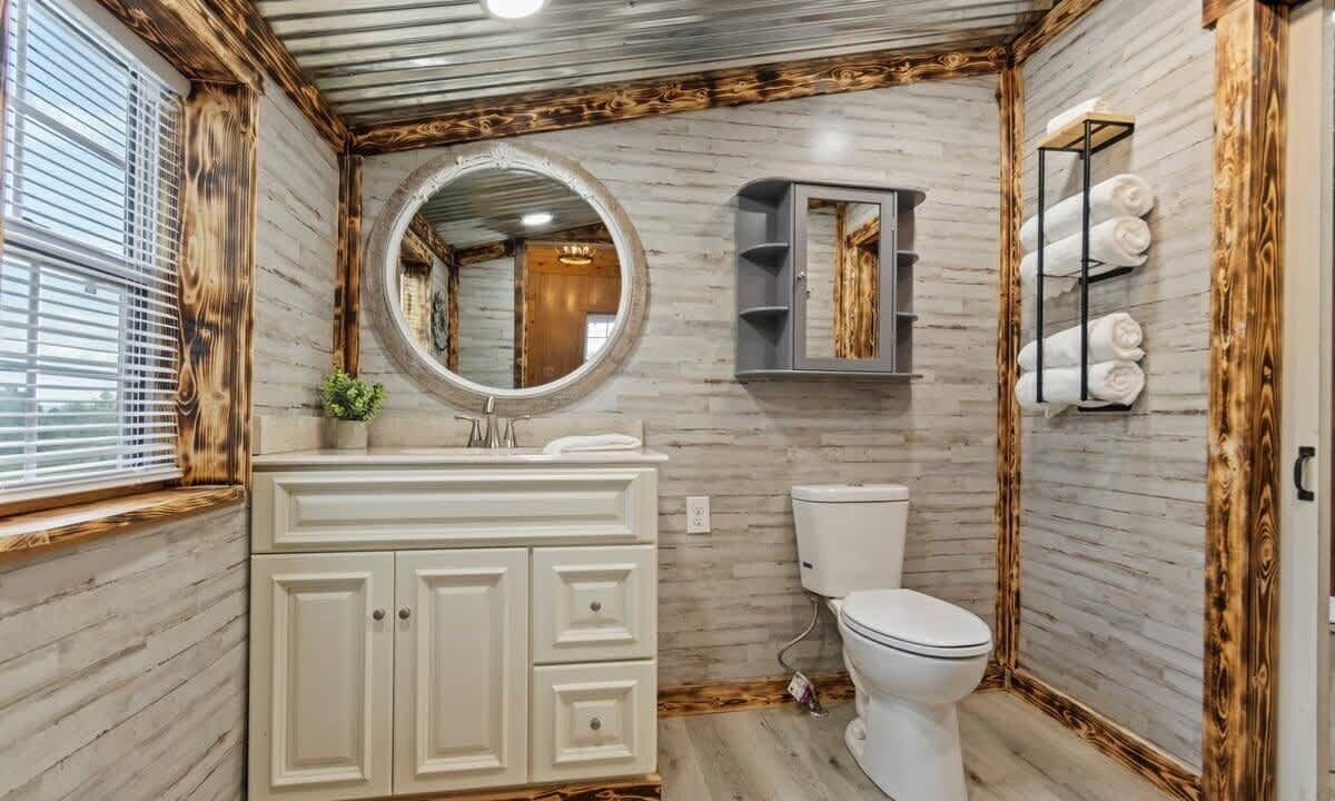 Photo of Bathroom in Valley Head