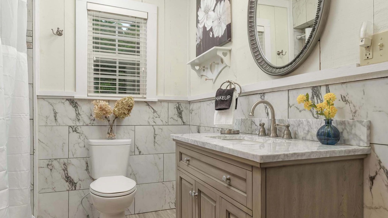 Photo of Bathroom in Mentone